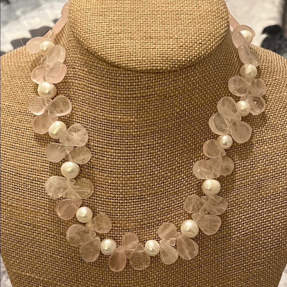 Real pearls & Rose Quartz Necklace .925 clasp